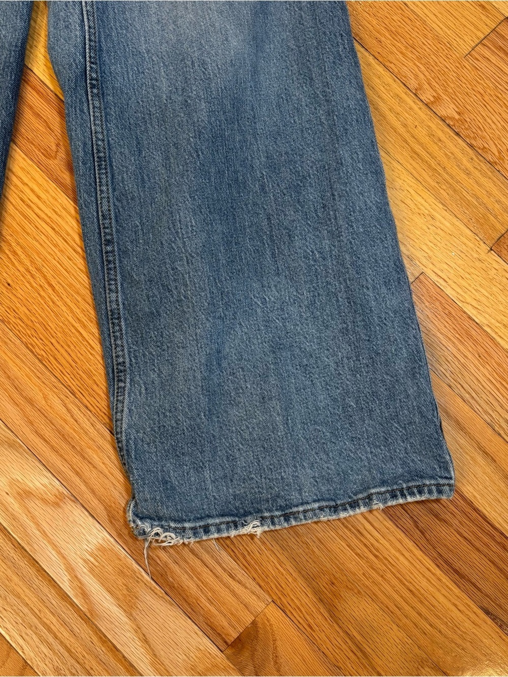 BDG Urban Outfitters, Wide-Leg High-Rise Jeans, Vintage Blue Denim, 25, Size 0 - Picture 8 of 15